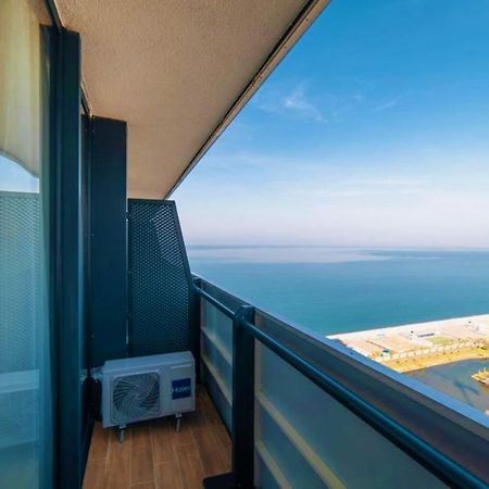 Orbi City Sea View - Special Category Aparthotel Batumi Esterno foto