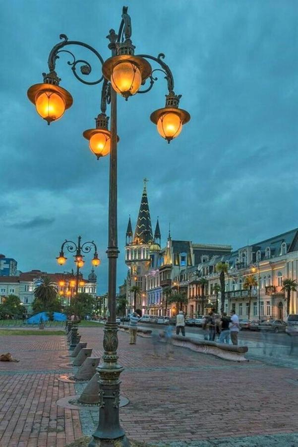 Orbi City Sea View - Special Category Aparthotel Batumi Esterno foto