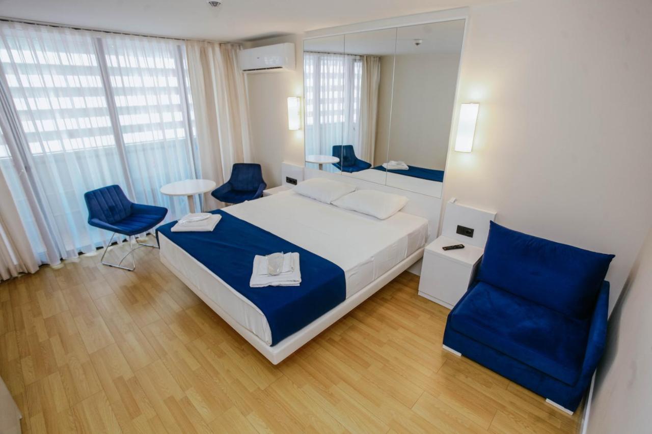 Orbi City Sea View - Special Category Aparthotel Batumi Esterno foto